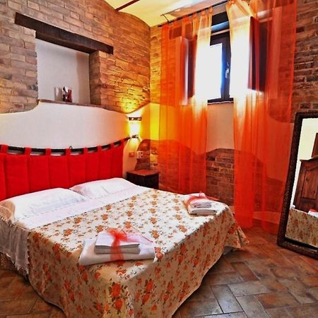 Agriturismo Galanti Cossignano Kültér fotó