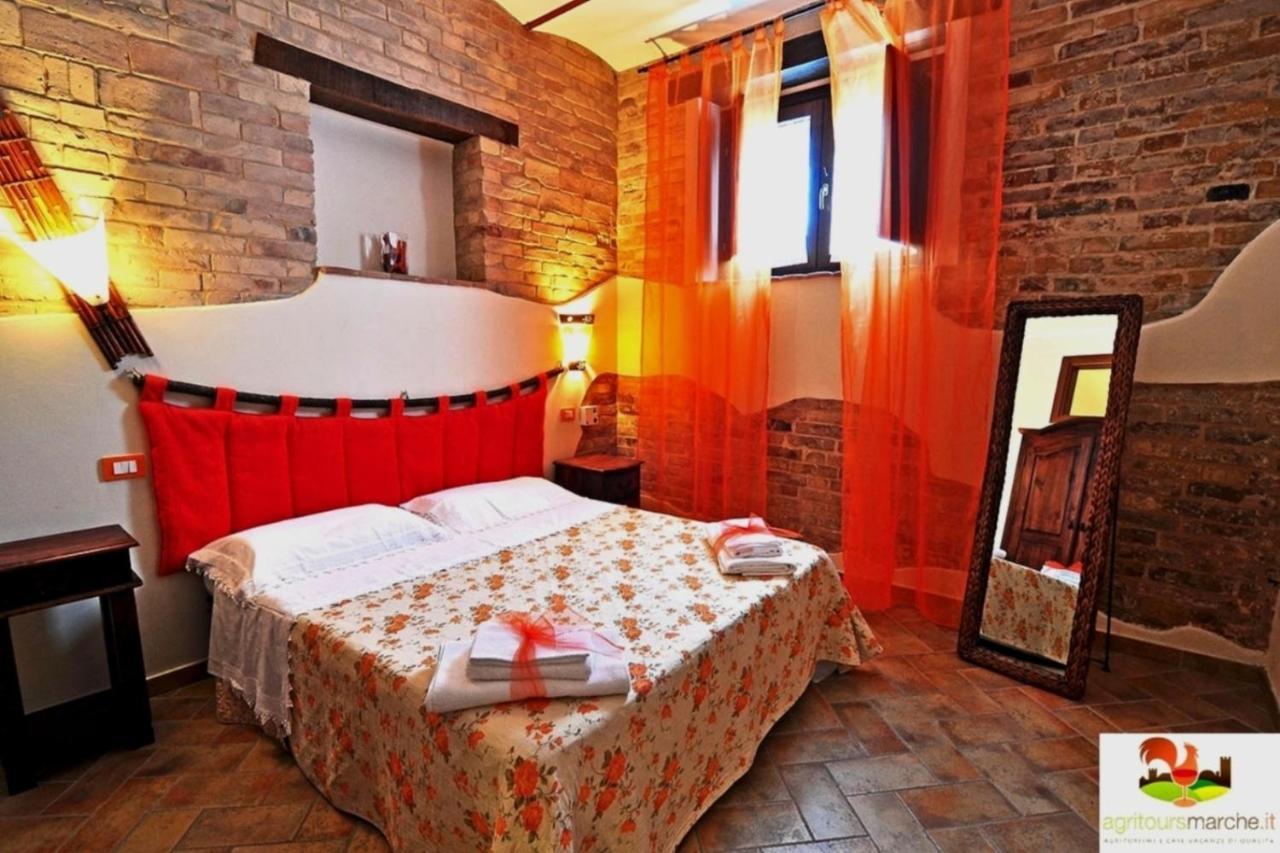 Agriturismo Galanti Cossignano Kültér fotó